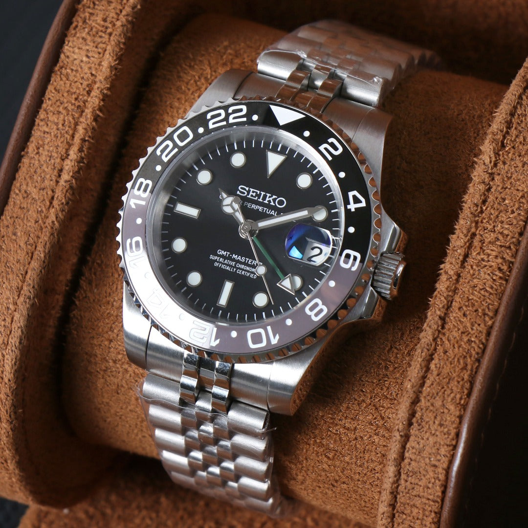 GMT Bruce Wayne Mod 2024