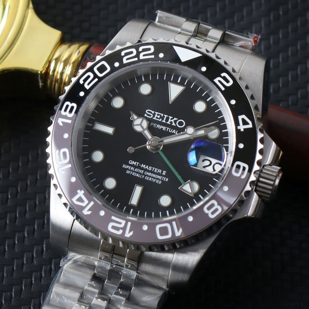 GMT Bruce Wayne Mod 2024